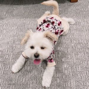 Meet your Posher, Tera